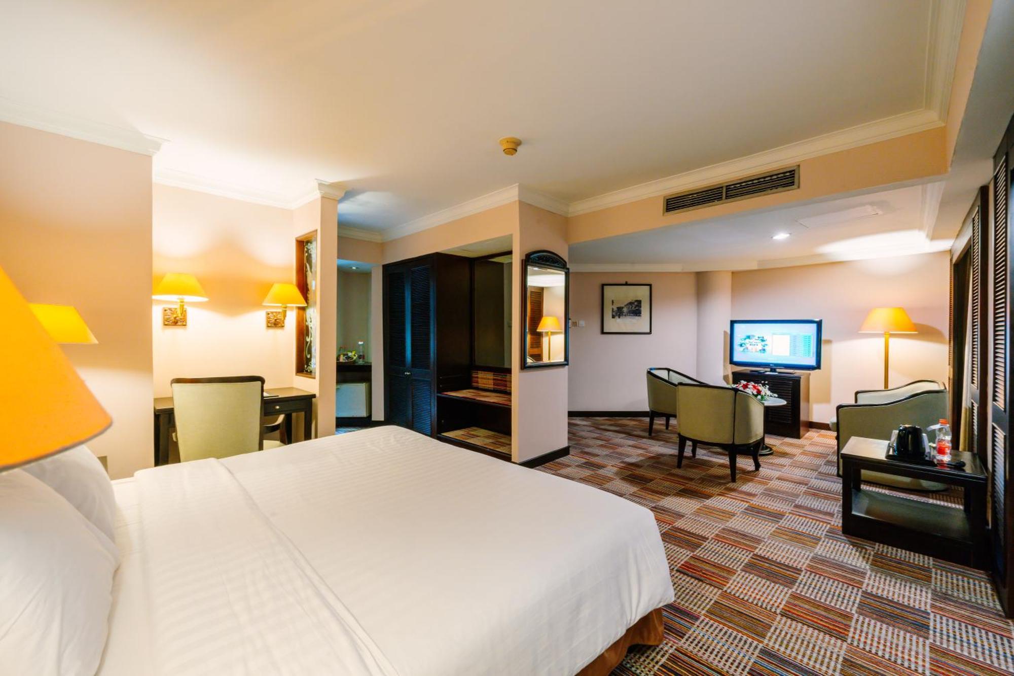 Hotel Gq Yogyakarta 4*