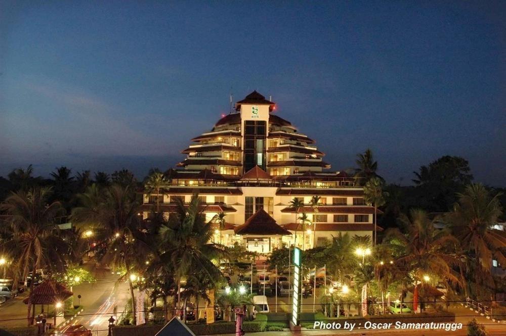 Gq Yogyakarta Hotel 4*