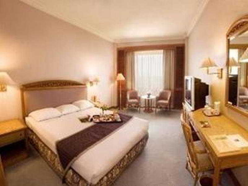 Gq Yogyakarta Hotel 4*